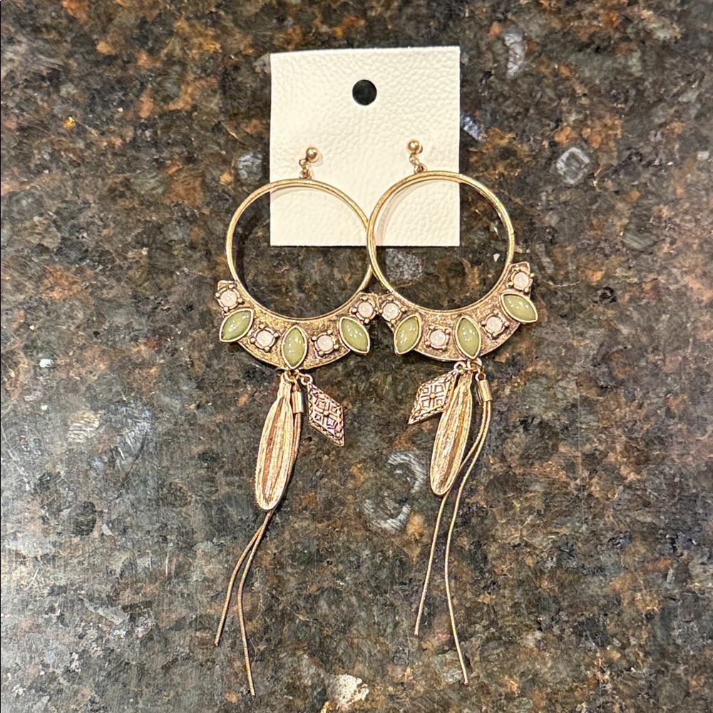 NWT FP Winona Elegant Gold and Green Hoop Earrings - Picture 10 of 13